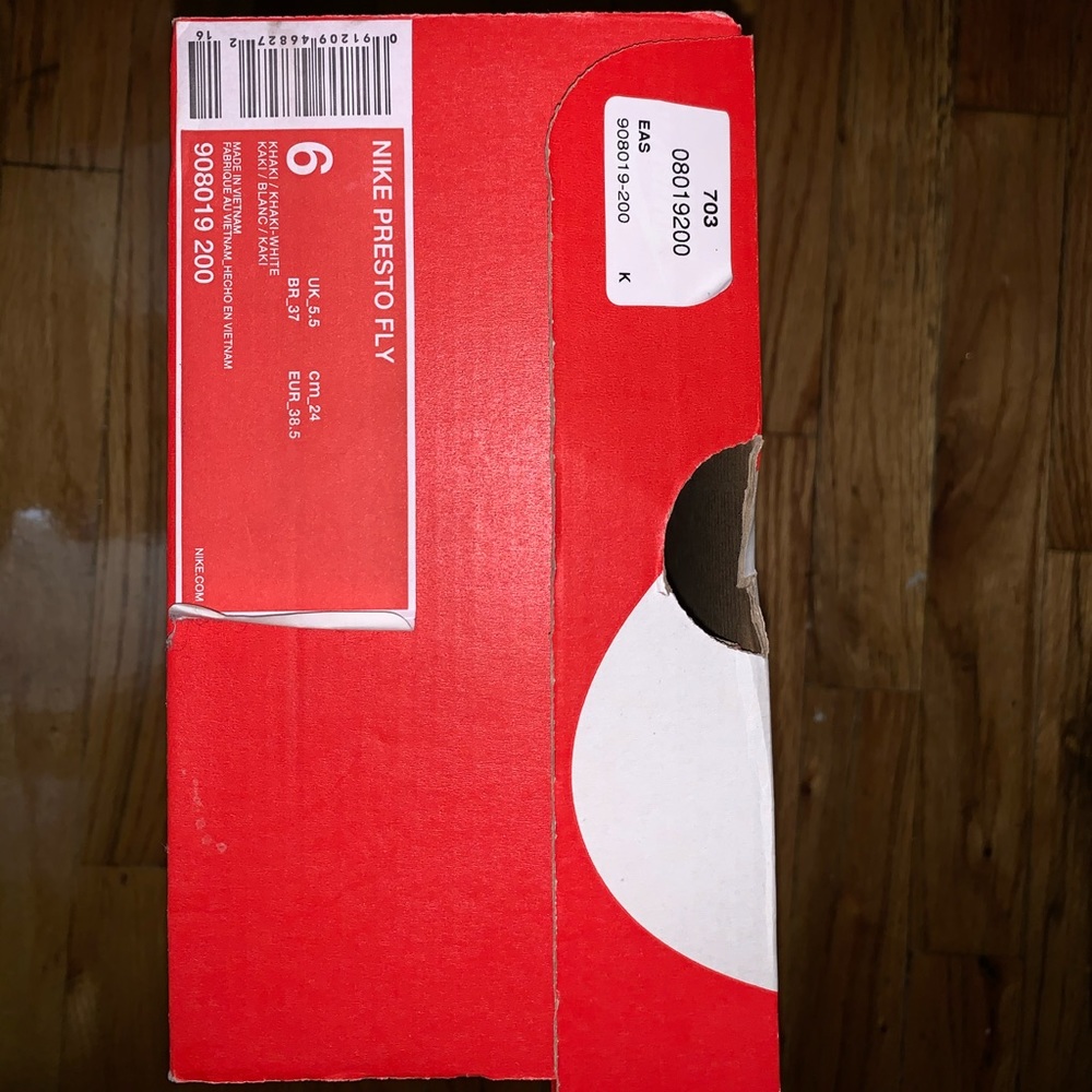 Nike Prestos Fly Sneakers